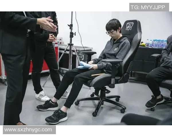 S15LOL赛事中CSGOTES意识变革引发热议探讨电竞未来发展方向